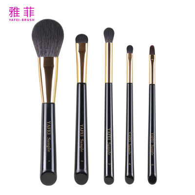 ซื้อ 291A01205 ชุดของ 5 ผ้าแปรงแต่งหน้าพกพาสําหรับการเดินทาง การผลิตออนไลน์