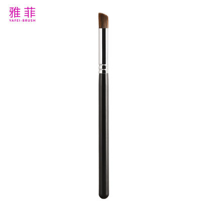 A37 โปรไฟล์จมูกโค้ง สีเทียมแปรงเครื่องสําอางสีแดงและแปรงระบุ OEM