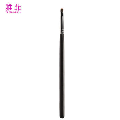A72 น้ําหนักเบา นุ่ม Eyeliner Eyeshadow Brush การปรับแต่งมือไม้